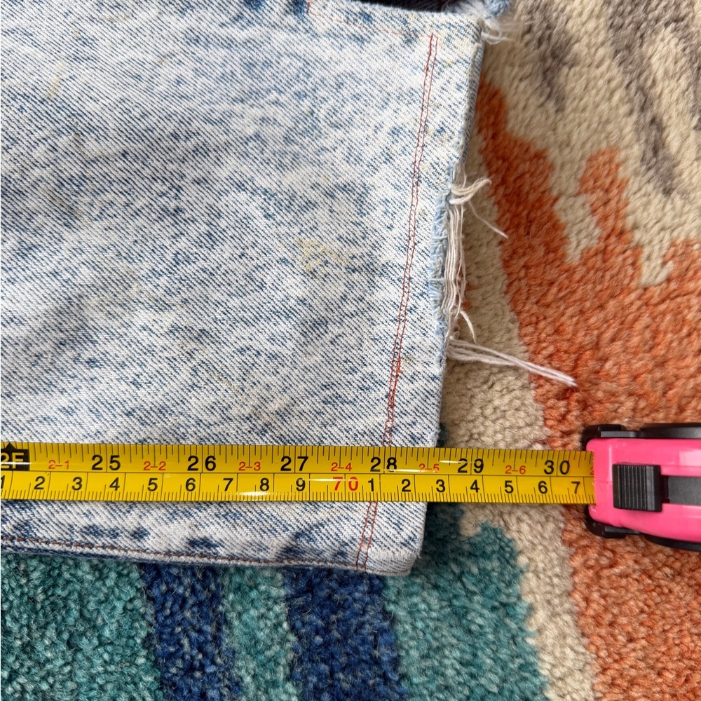 Vintage Levi’s USA Light Wash Distressed Acid Wash - Picture 13 of 16
